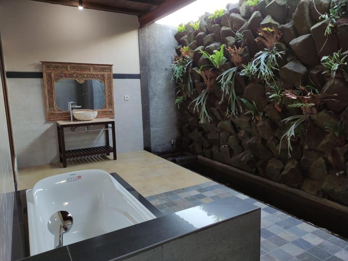 Anggarakasih Ubud Villa Kültér fotó